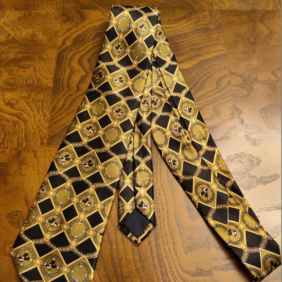 Silky Disney Mickey Mouse Tie - Picture 3 of 5